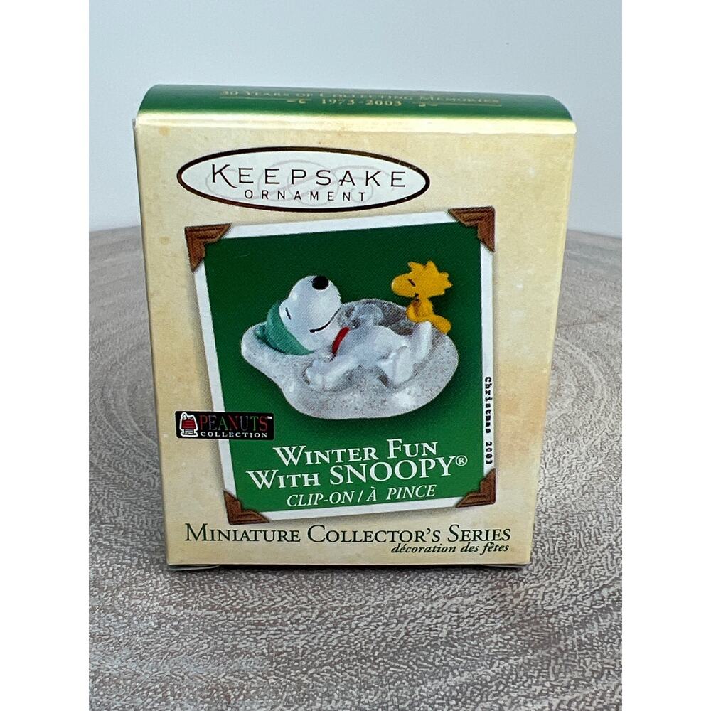 Hallmark Clip-on Peanuts Miniature #6 Winter Fun With Snoopy Woodstock 2003